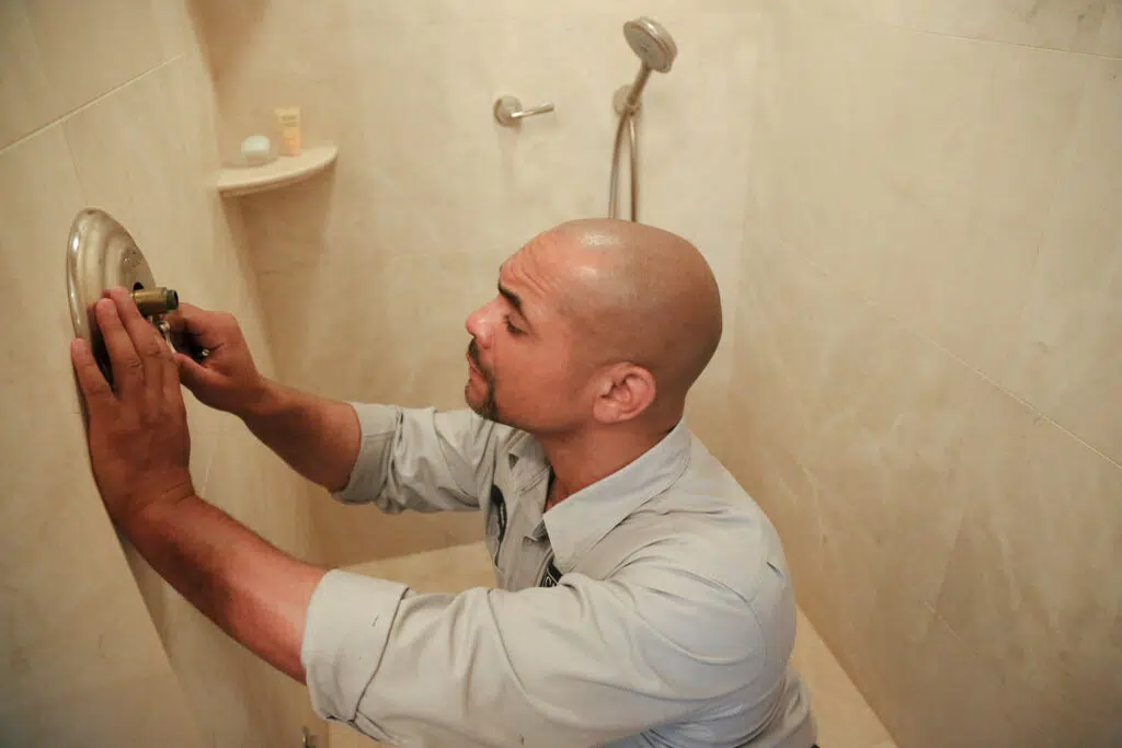 caccia plumber replacing bathroom fixtures